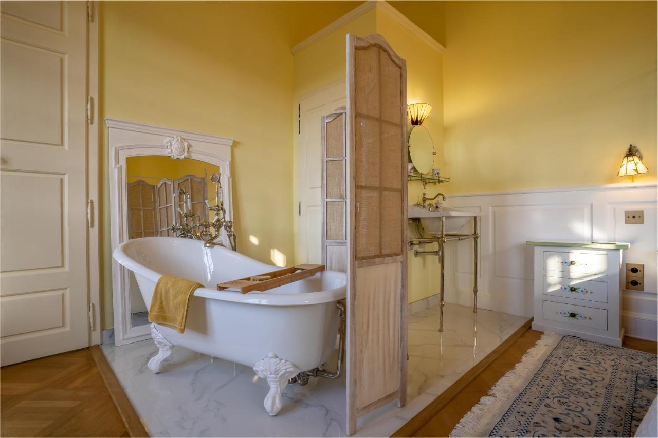 Les Cazettes Villa Damiatte ภายนอก รูปภาพ